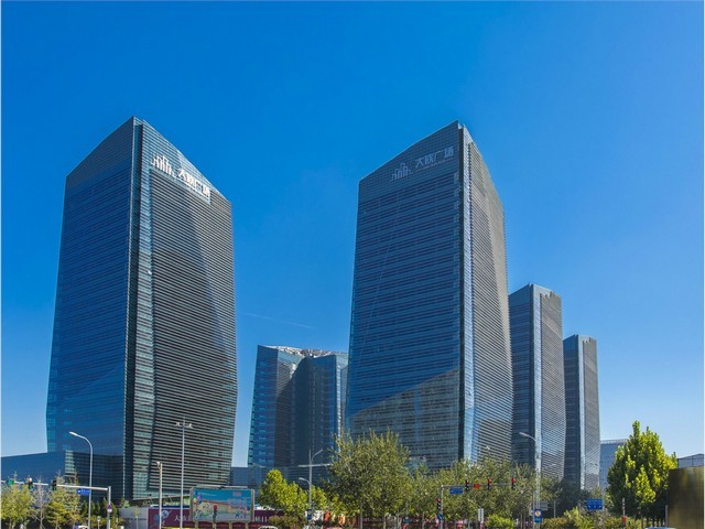 甘肃30铲车配扫地机